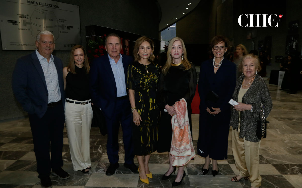 Francisco González Ballesteros, Lorenza Herrera, Carlos Quintanilla, Clara de Quintanilla, Bárbara Herrera, Clara Polanco y Joséfina Longoria