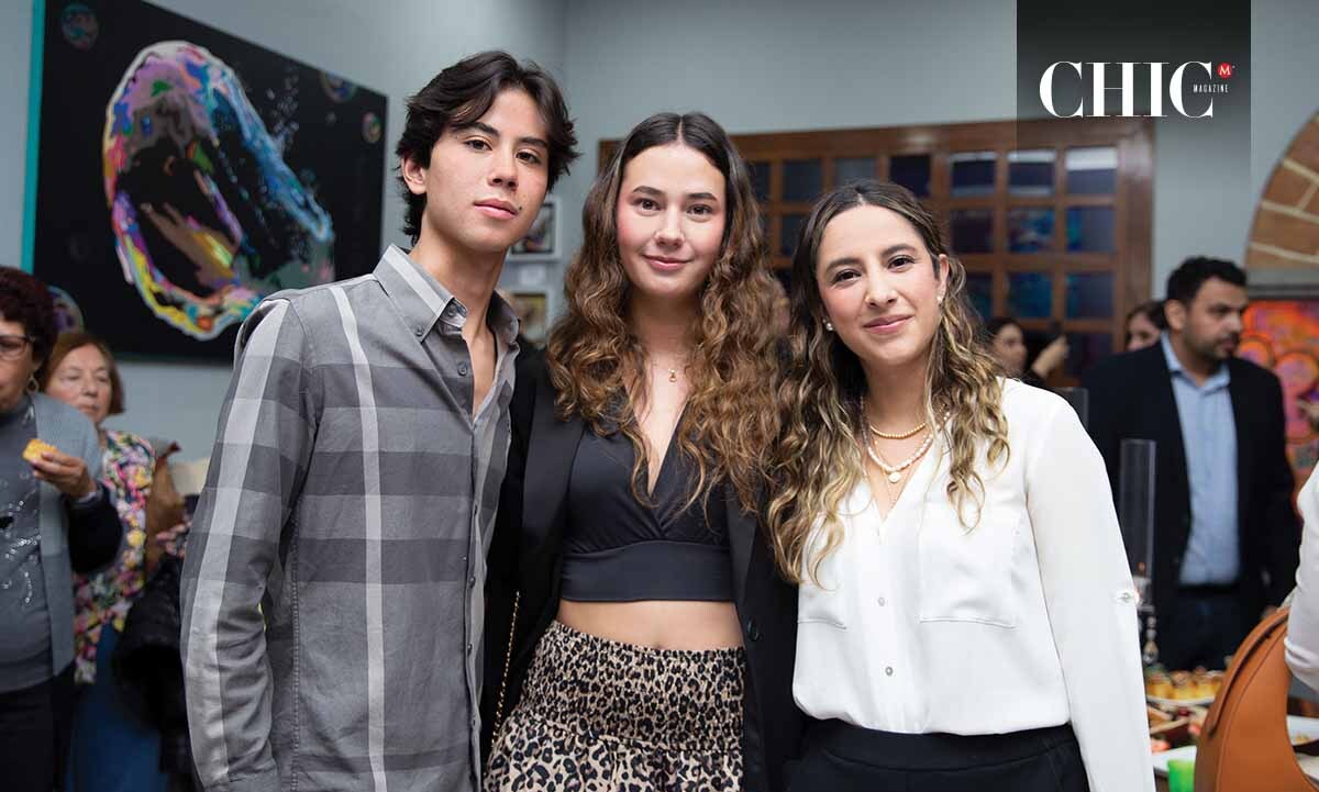 Hugo Calderón, Ale Alcázar y Paula Muñiz