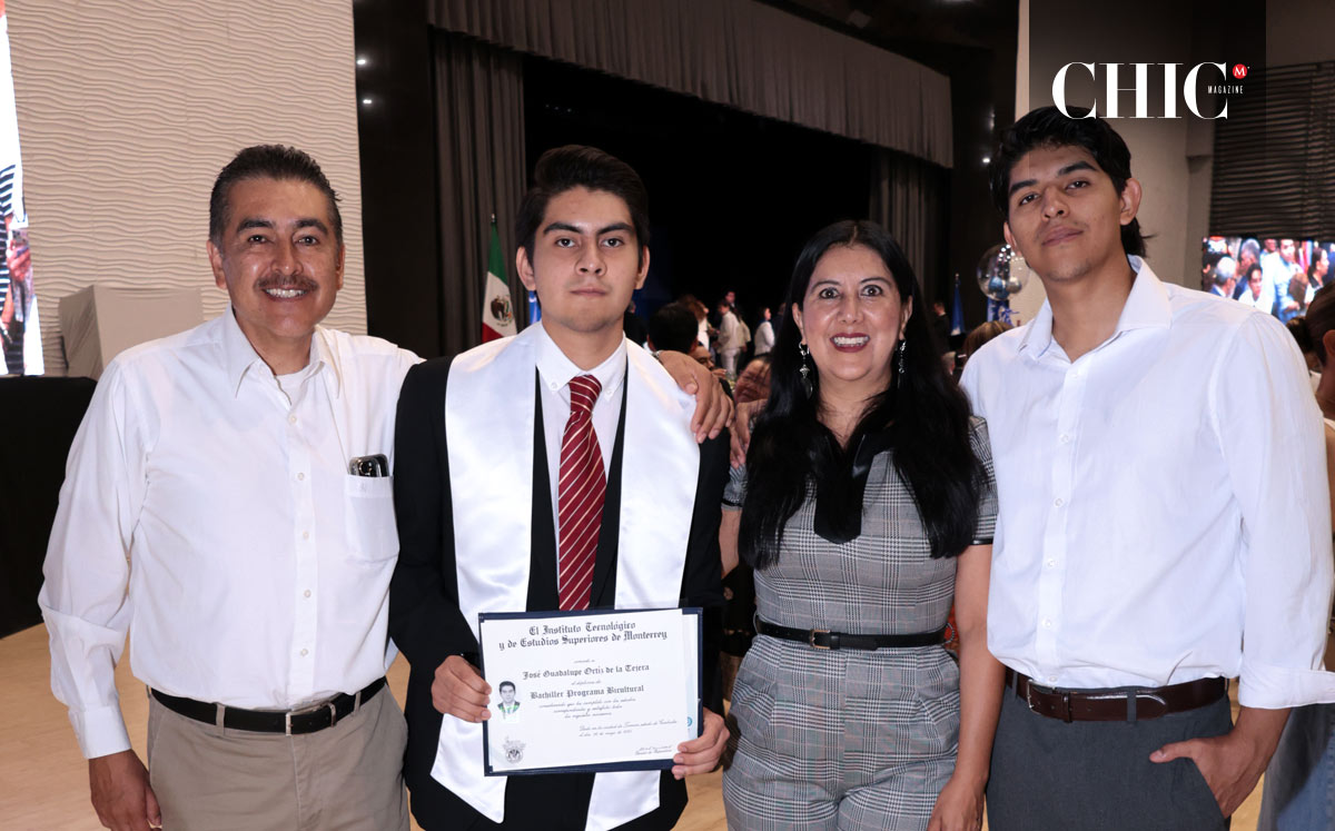 Saúl, José, Yolanda y Saúl