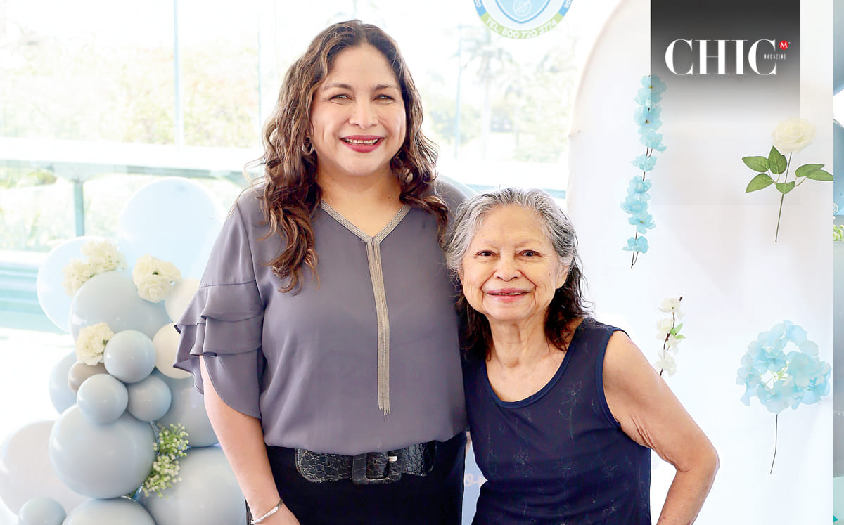 Eugenia Cordero y María Antonia Chacón llegaron puntuales a la celebración