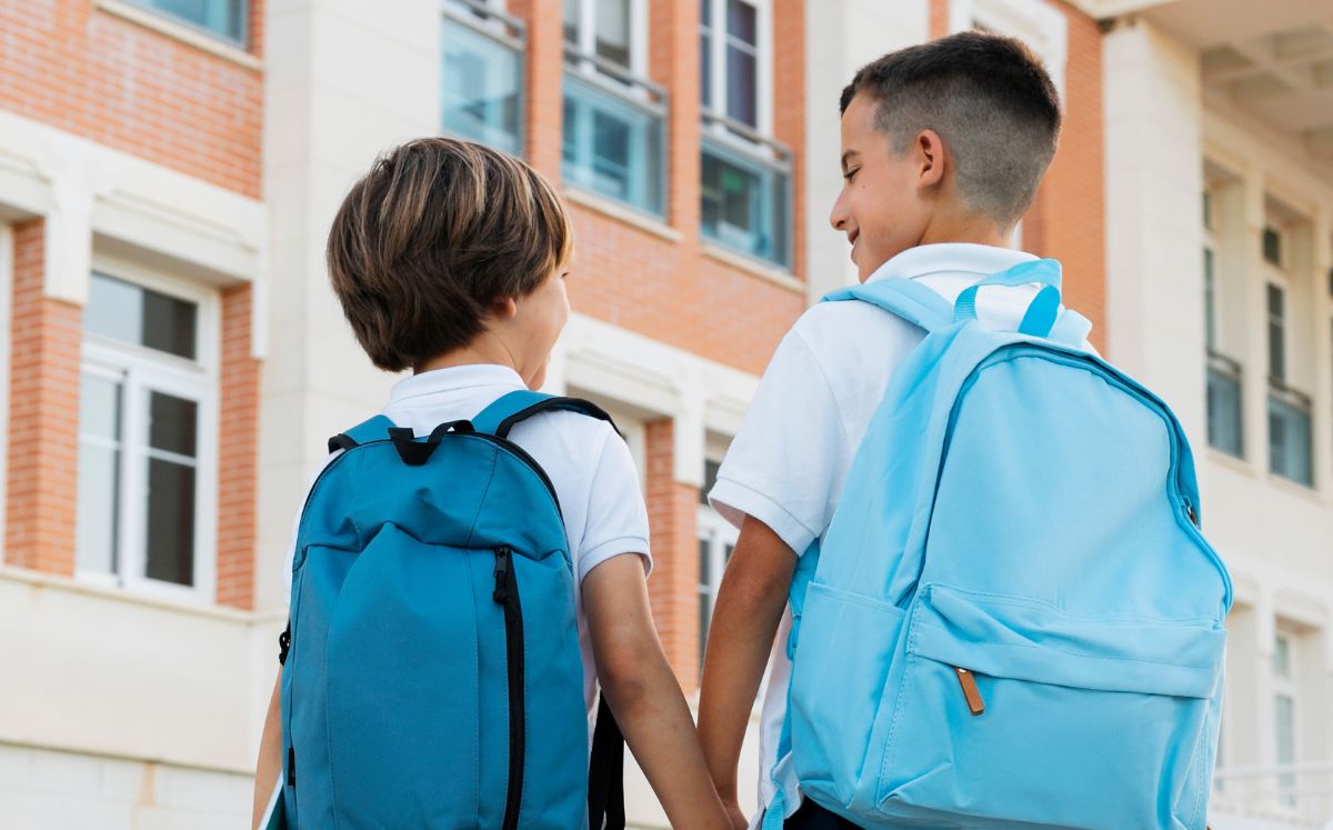 Conoce las nuevas fechas en las que llegarán las vacaciones (Freepik)