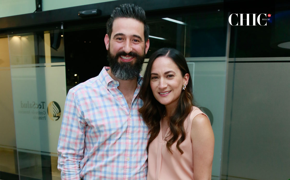 Antonio Alanís y Nora Martínez