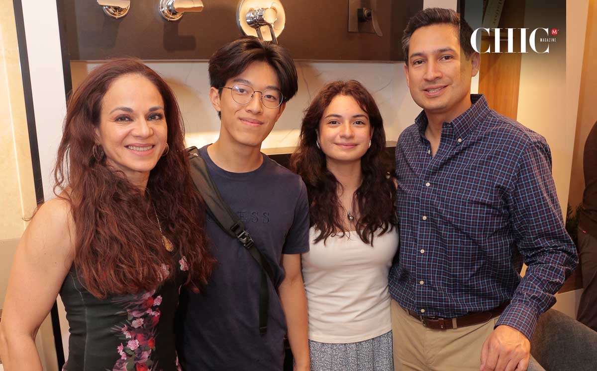 Ivania Garcia, Andre Kuo, Tessa Erazo y Antonio Erazo