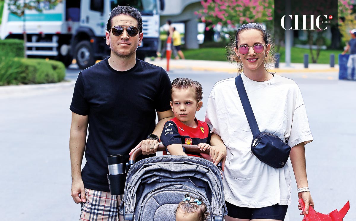 Tavo Martínez, Cecilia Pastor, Santiago Martínez y Sofía Martínez