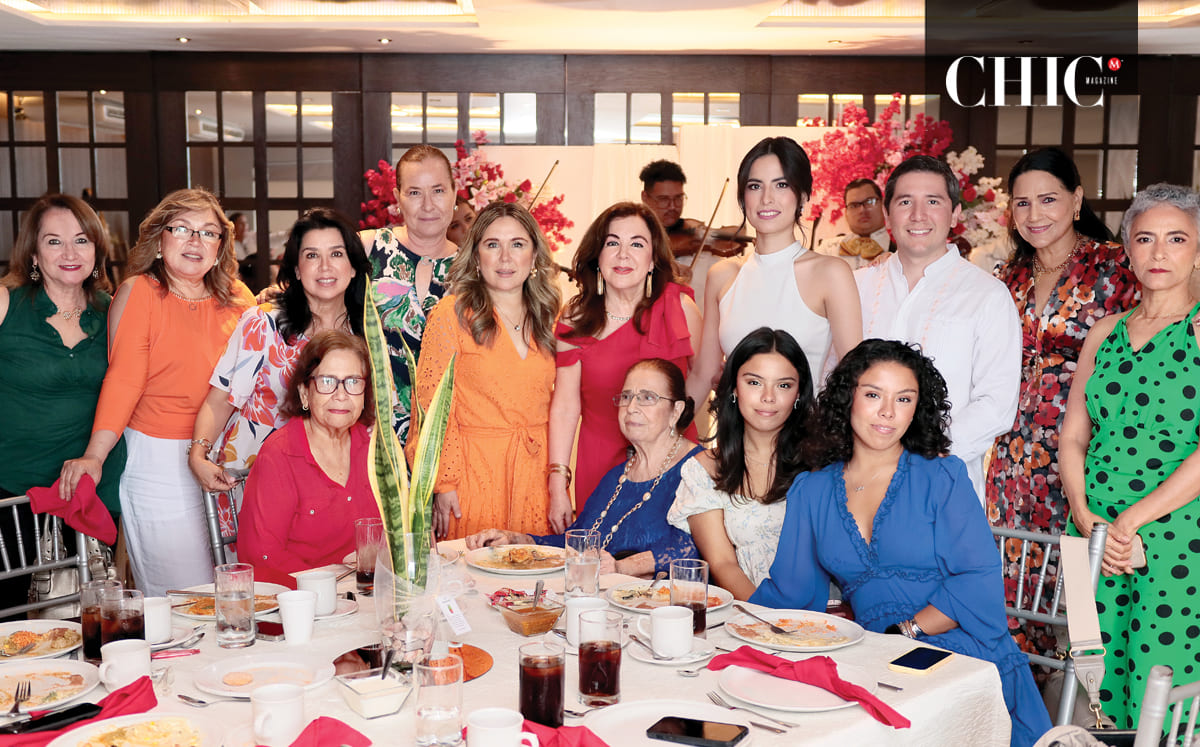 Amalia Sánchez y Andrés Araujo durante la celebración