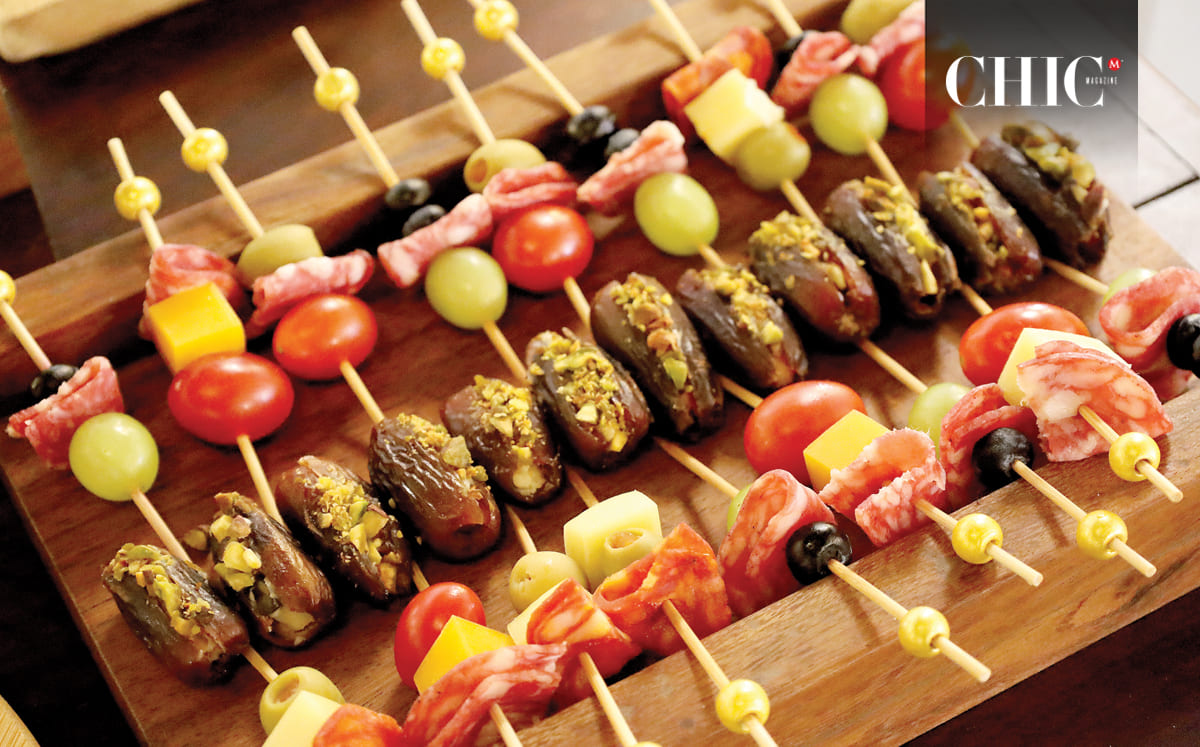 Como detalle salado, disfrutaron de brochetas con charcutería