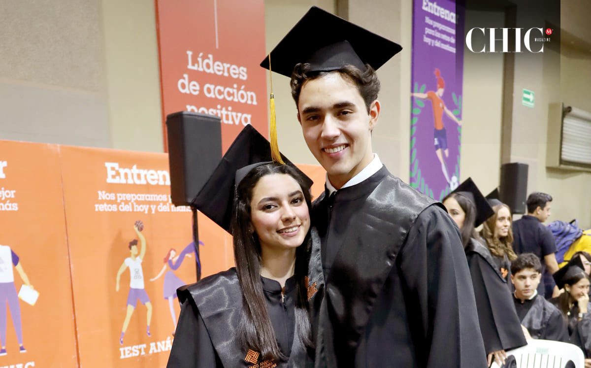 Griselda Vega y Mario Ruiz lograron con éxito el fin de su ciclo escolar
