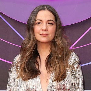 Natalia Lafourcade: Ellas son sus hermanas Andrea y Catherine (Foto: Getty Images)