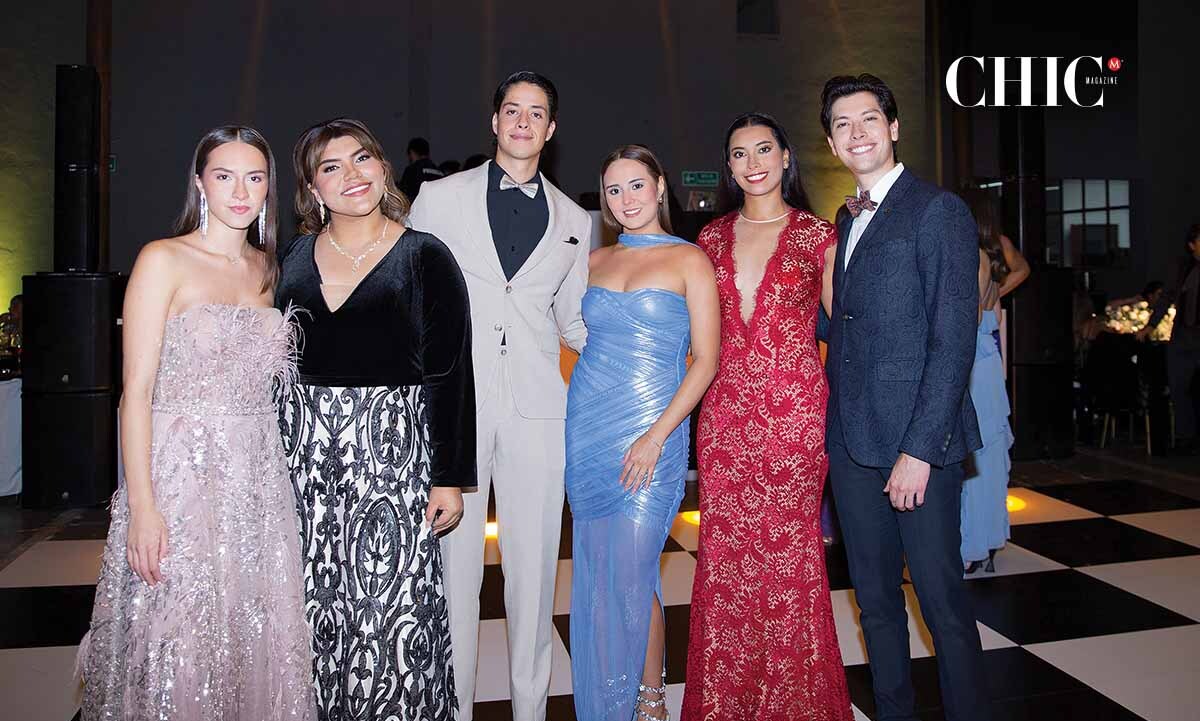 Helen Herrera, Larissa Sánchez, Eduardo González, Daniela González, Gabriela Duarte y Jesús Goyri