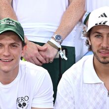 Tom Holland y Juanpa Zurita se robaron las miradas en un torneo de padel (Getty Images)