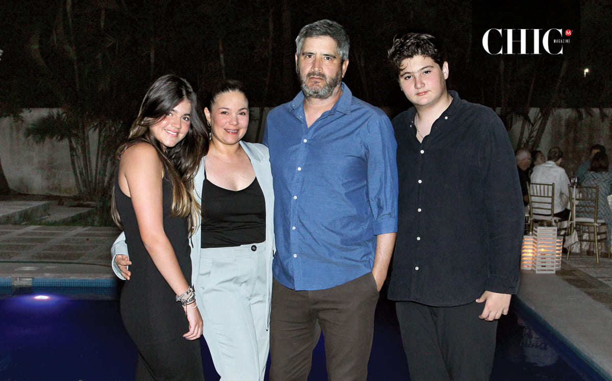 Ale Mohamar, Ale Aragon, Eduardo Mohamar y Eduardo Mohamar lucieron sus mejores outfits