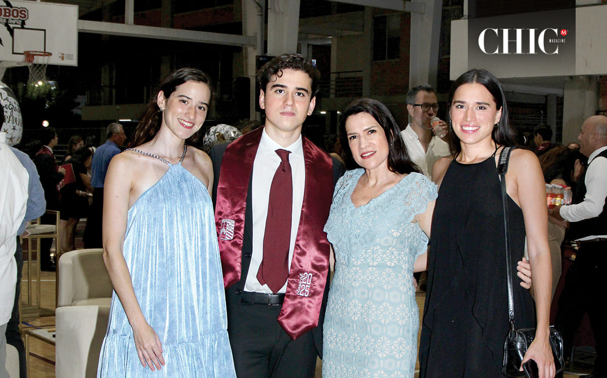 Mariana Amor, César Amor, Mariola Bustamante y Mariola Amor lucieron sus mejores outfits