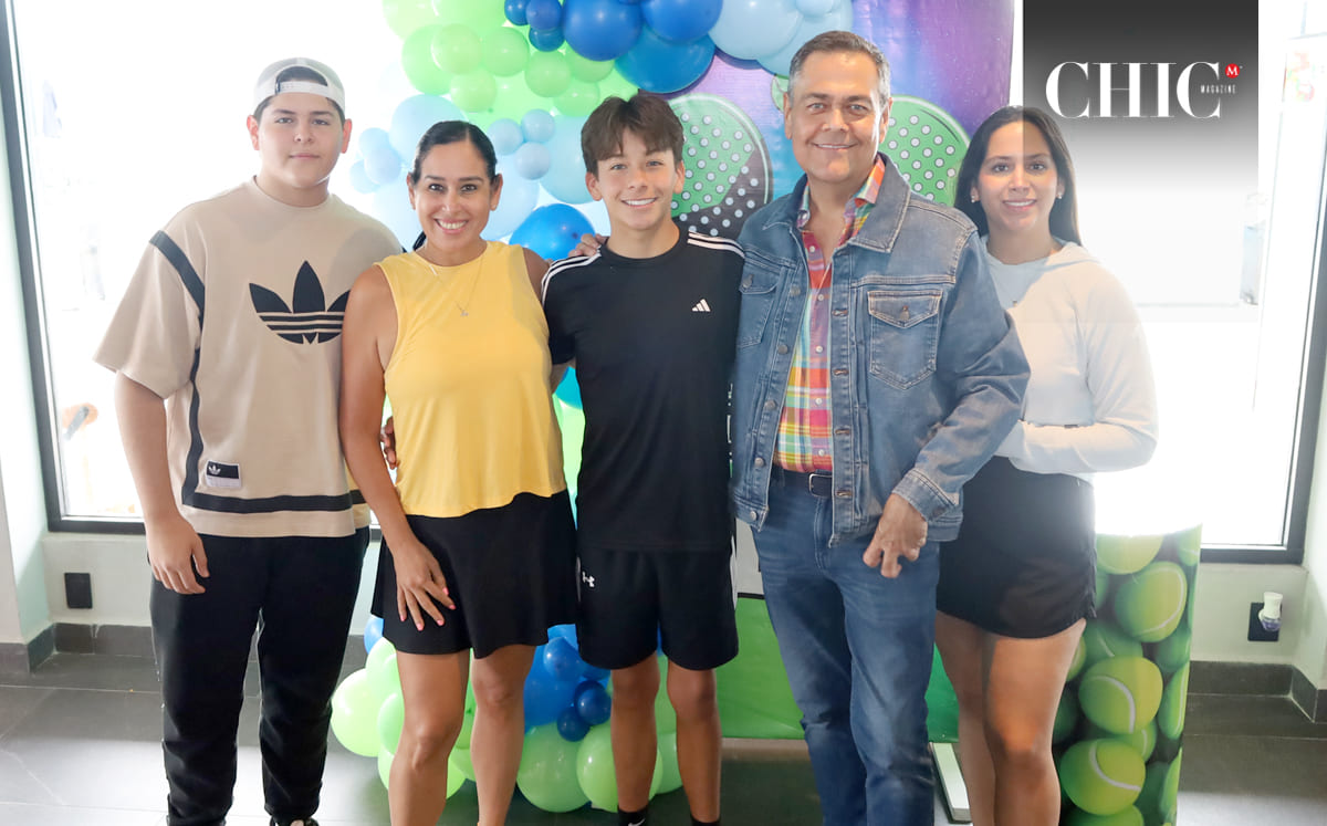 Sebastián Verlage, Iliana López, Nicolás Verlage,  Miguel Verlage y María José Fernández disfrutando de la mañana