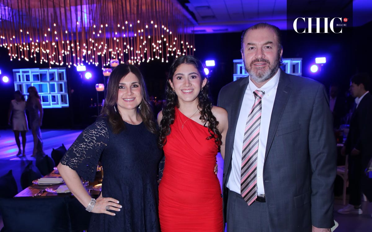 Alejandra, Jéssica y Miguel