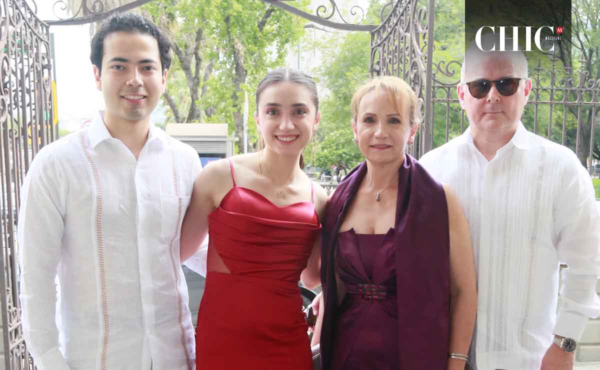 Josué Martínez, Marcela Martínez, Myriam de Martínez y Jesús Martínez / Fotos: Omar Valdez