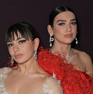 El look de Dua Lipa que lo cambió la atención de la boda de Charli xcx (Getty Images)