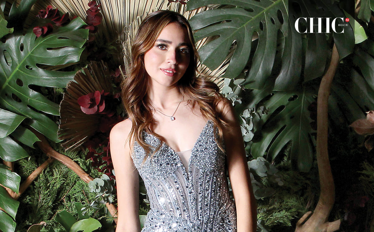 Kamila Martínez luce un increíble vestido