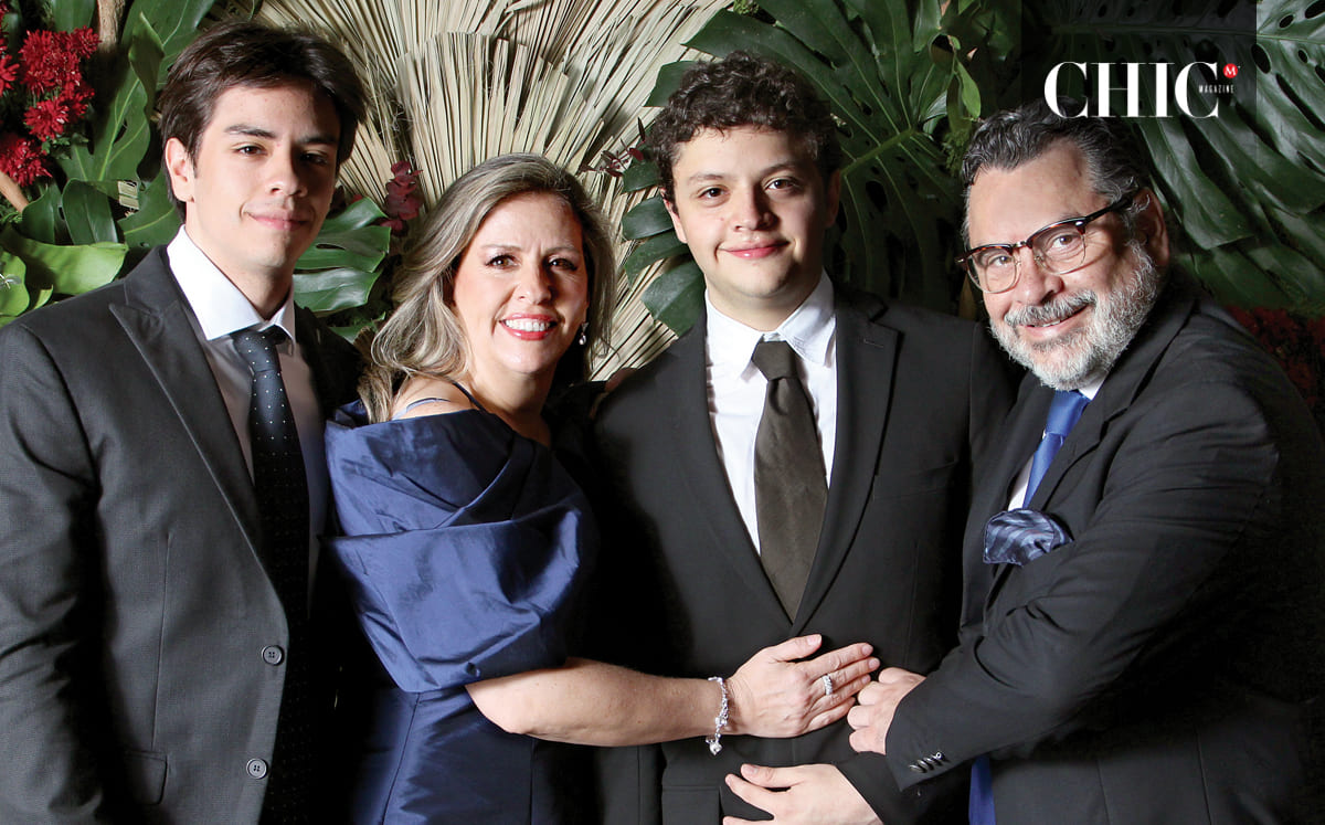 Miguel Baltazar, Georgina Mora, Emiliano Baltazar y Miguel Baltazar