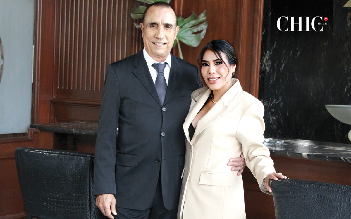 Heriberto Florencia junto a su esposa Tania De Florencia, rindió protesta como nuevo mando del periodo 2025-2027