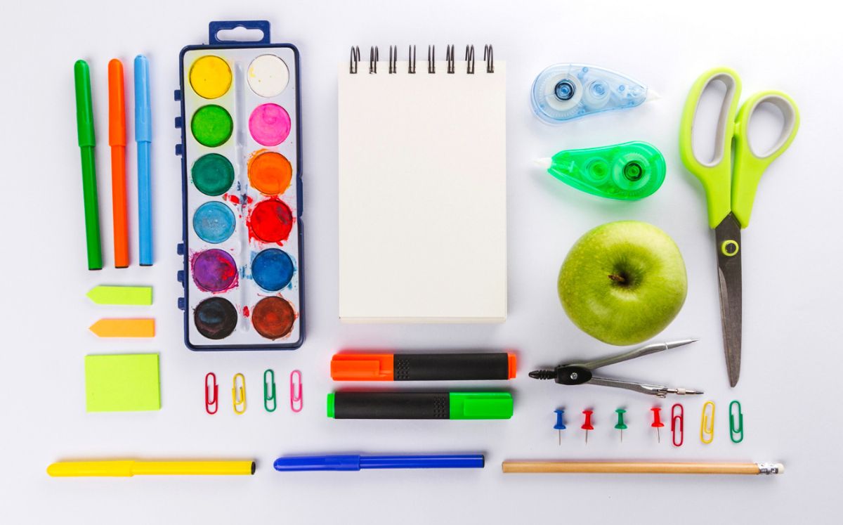 Lista de útiles escolares de la SEP para el ciclo escolar 2025-2026 (Foto: Freepik)