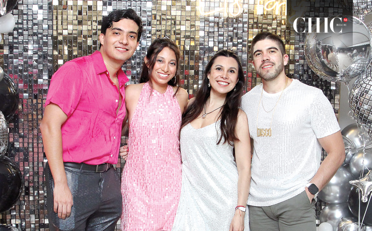 Ricardo Reyes, María Andrea Canseco, Adriana Canseco y Alejandro Mendrano