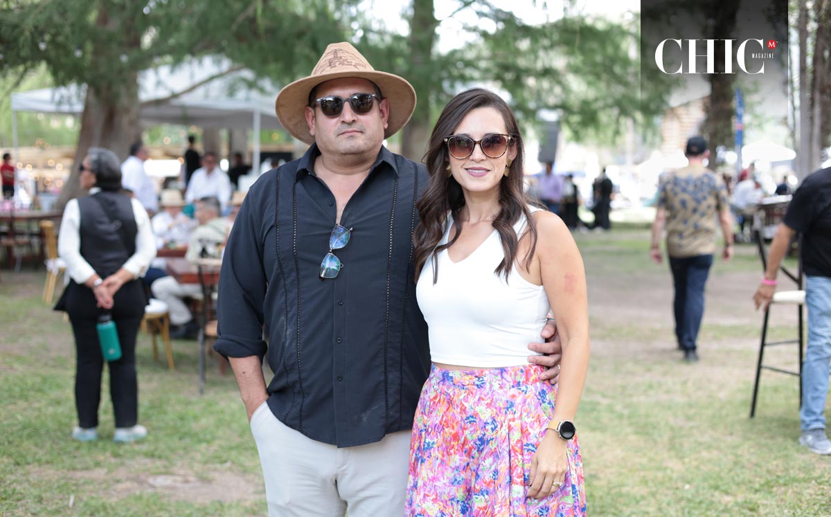 Jorge Reyes y Gaby Plata