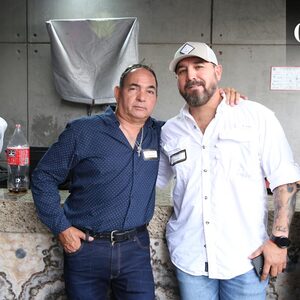 Víctor y Carlos