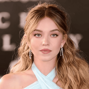 Sydney Sweeney: ¿Por qué la acusan de promover discursos eurocentristas en su nueva campaña de ropa? (Foto IG)