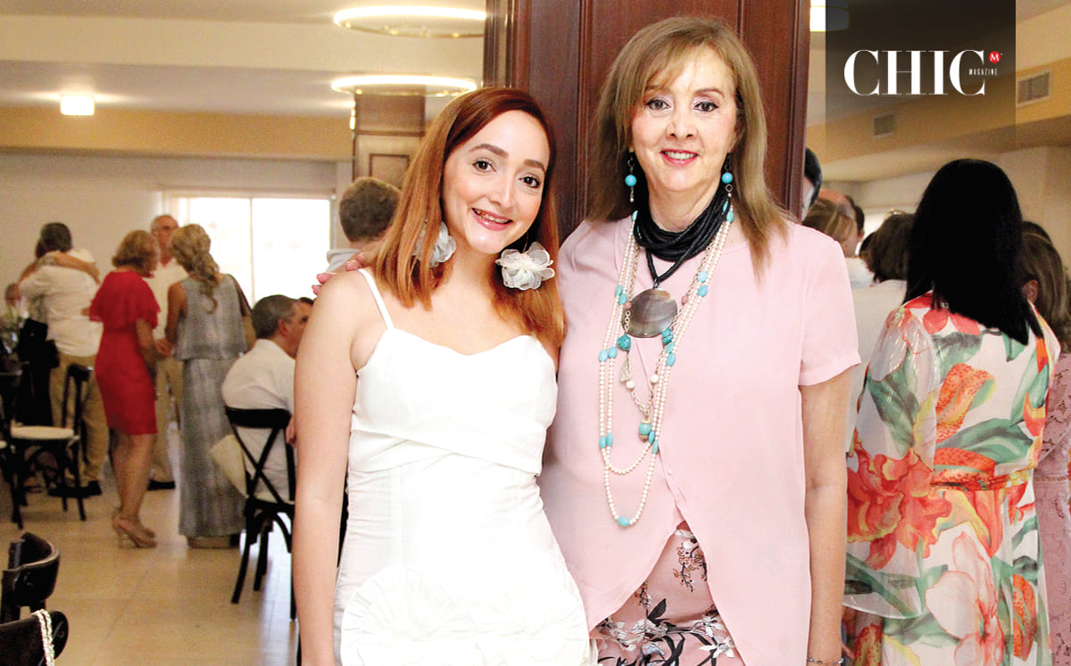 Gina Leiva y Gina Fernández disfrutaron cada detalle de la fiesta