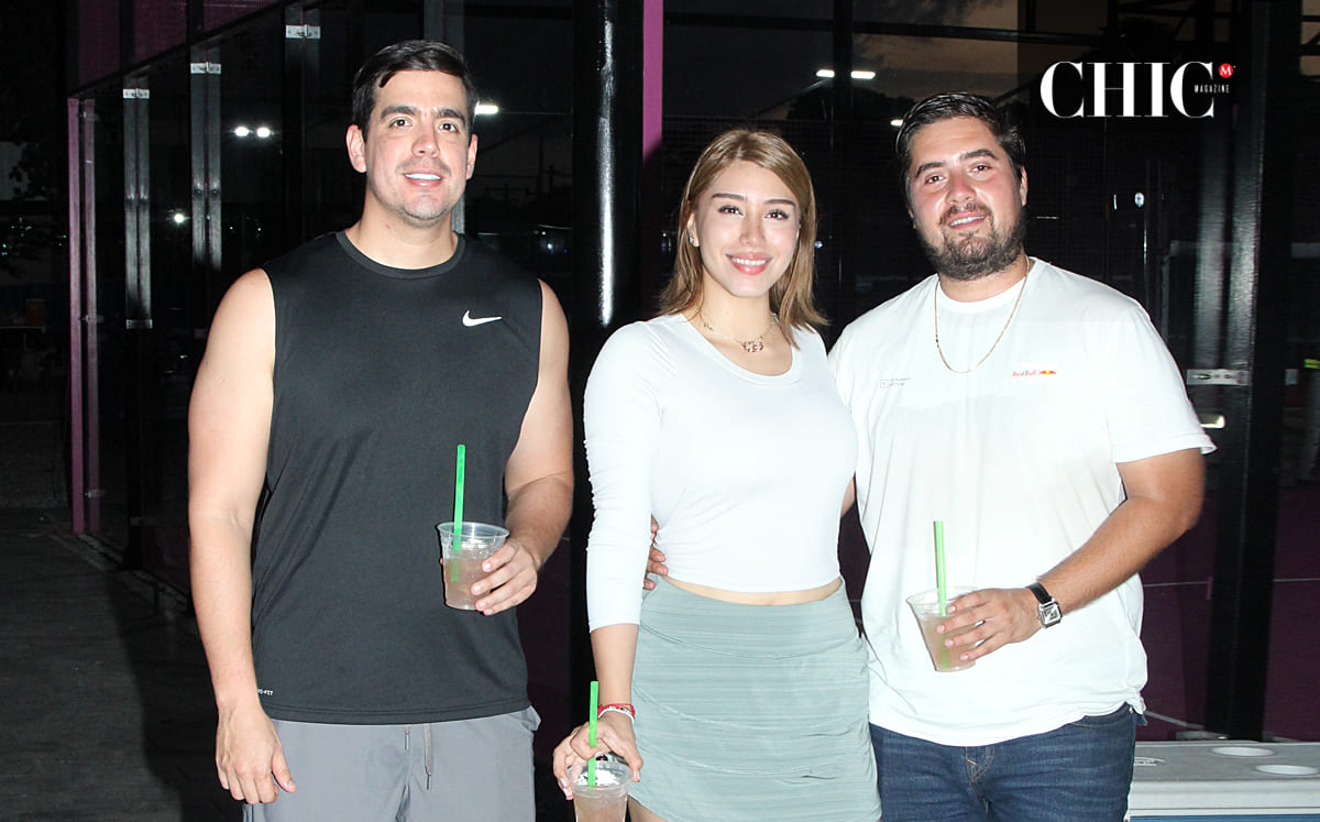 Los invitados disfrutaron disfrutaron de drinks por parte de Chetos como mezcalitas y margaritas
