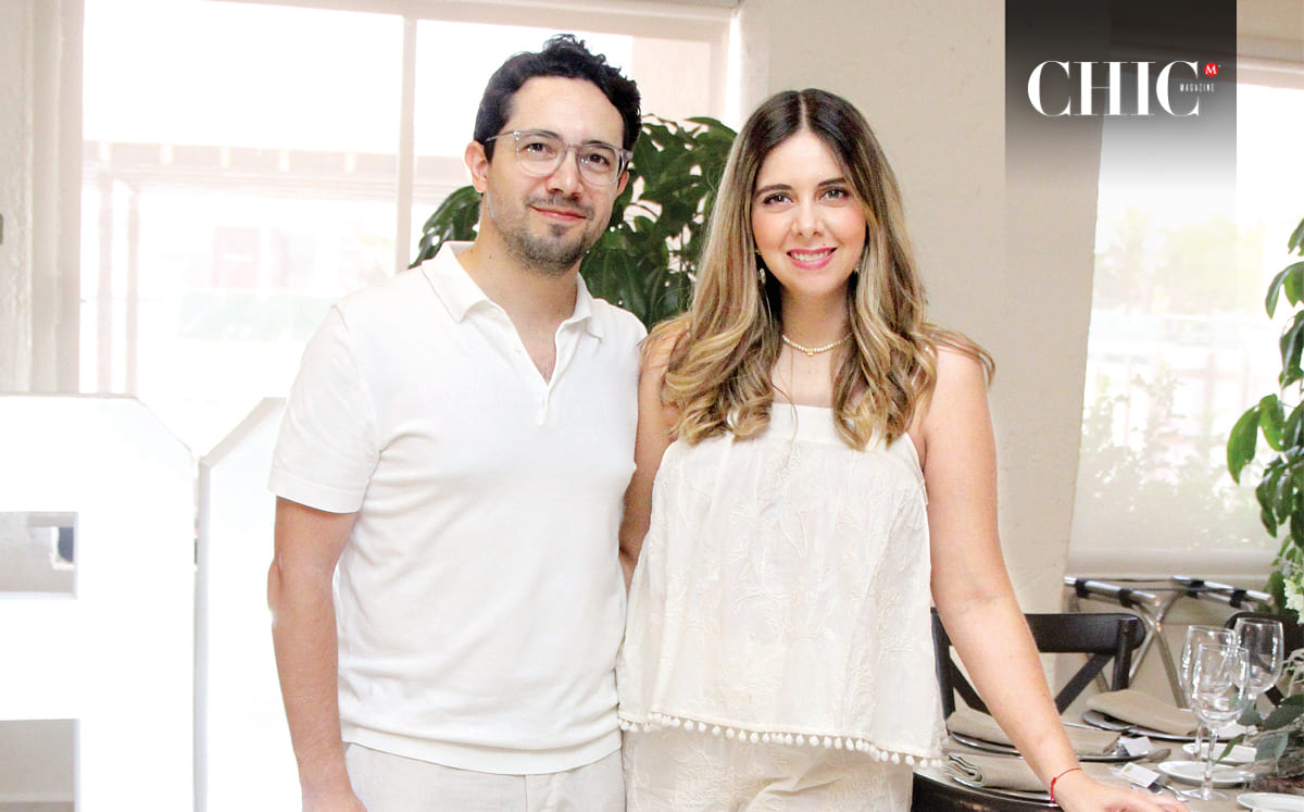 Luis Mario Monroy y Mónica Álvarez posaron para nuestra lente