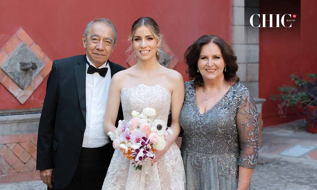 Papás de la novia. Arturo Sen, Andrea Sen y Patricia Garfias