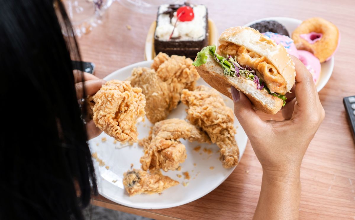 Trastorno por atracón: Qué es y cómo prevenirlo, según médico (Foto: Freepik)