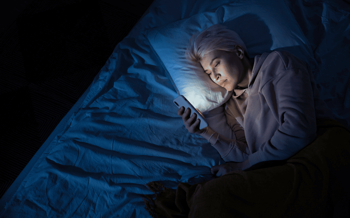 ¿Por qué te despiertas varias veces durante la noche? (Foto: Freepik)