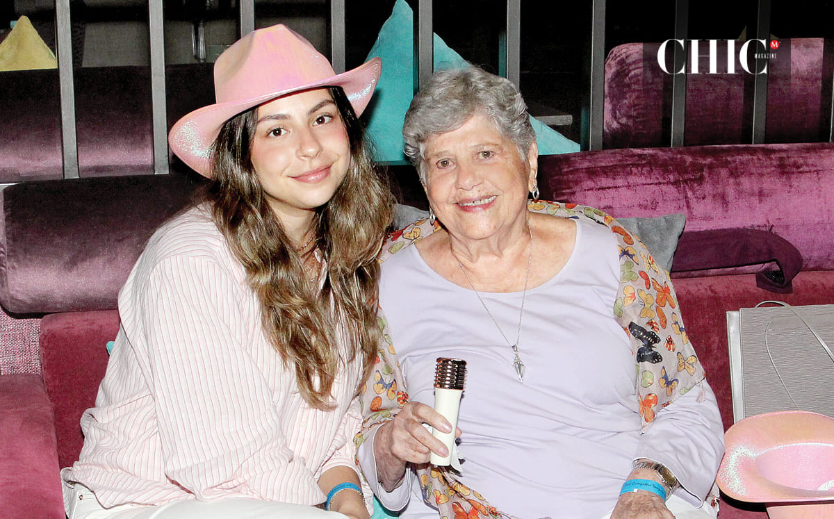 Cecilia García y Rosita Farías