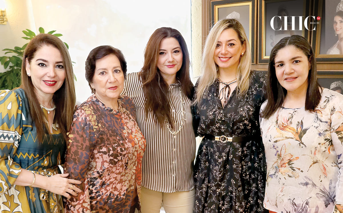 Claudia Segura, Rossy Gutiérrez, Grace Segura, Rossy Segura y Gaby Cortés