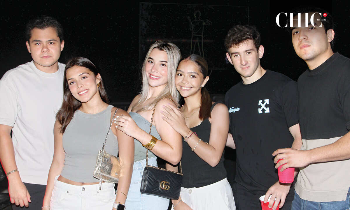 Javier Lepe, Cecy Treviño, Ivana Silva, Shantal Gómez, Lalo Lacavex y Eder Del Ángel  disfrutaron la mezcla del DJ de ProAudio.
