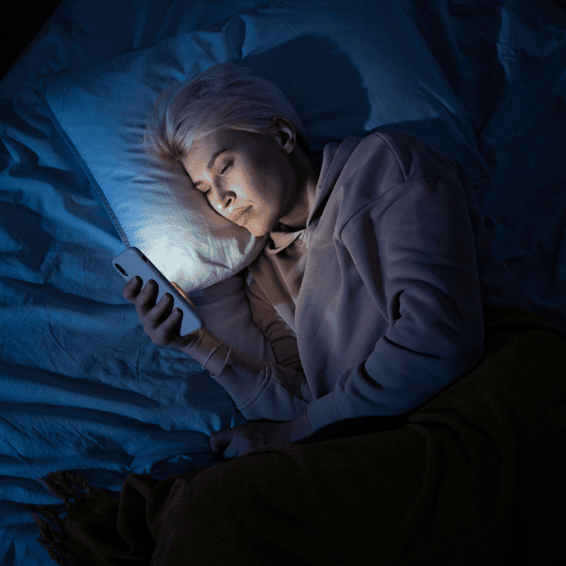 ¿Por qué te despiertas varias veces durante la noche? (Foto: Freepik)