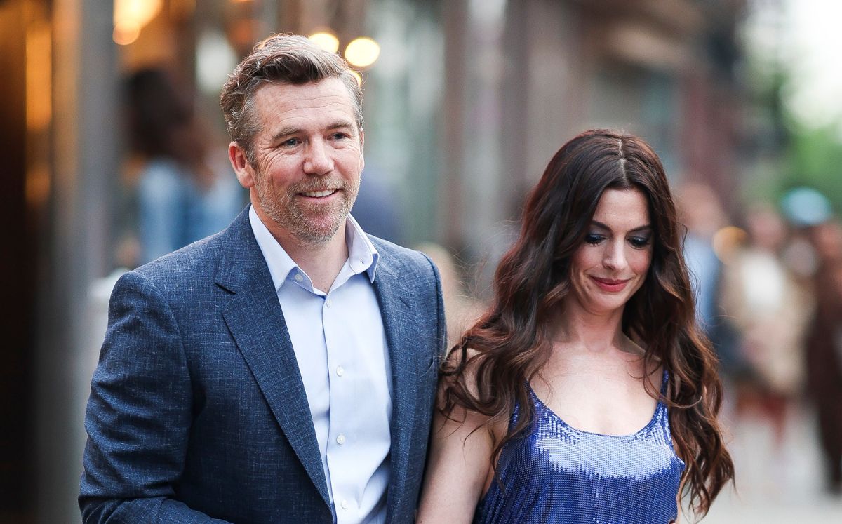 Él es el nuevo romance de Anne Hathaway en El diablo viste a la moda 2 (Foto: Instagram)
