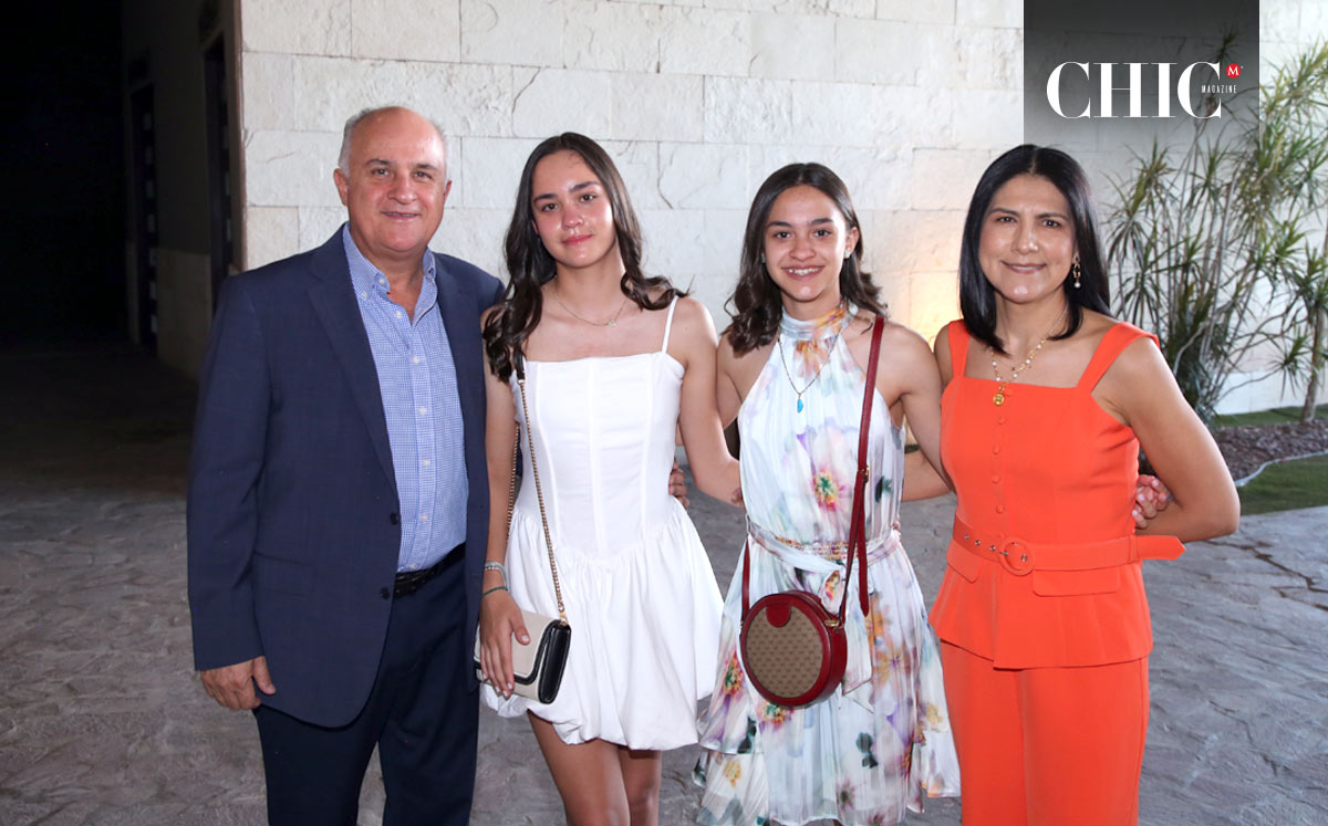 Cuahtémoc, Allegra, Amanda y Alejandra
