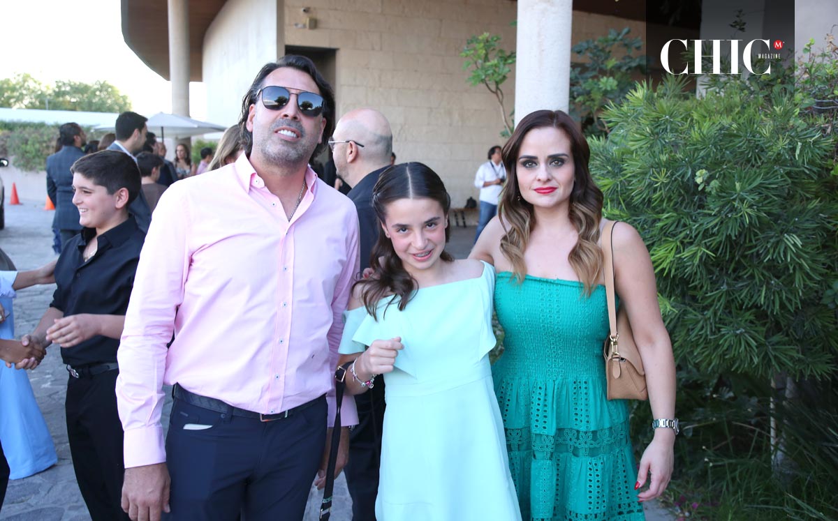 Gil, Mía y Mila