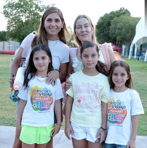 Loretta, Ivanna, Roberta, Elsa y Marianna