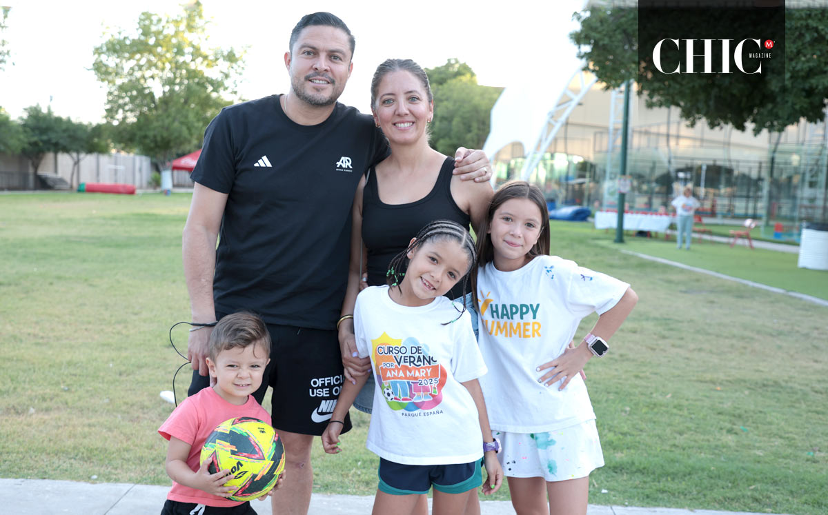Miguel, Dora, Josemi, Elena y Julia de la Rosa