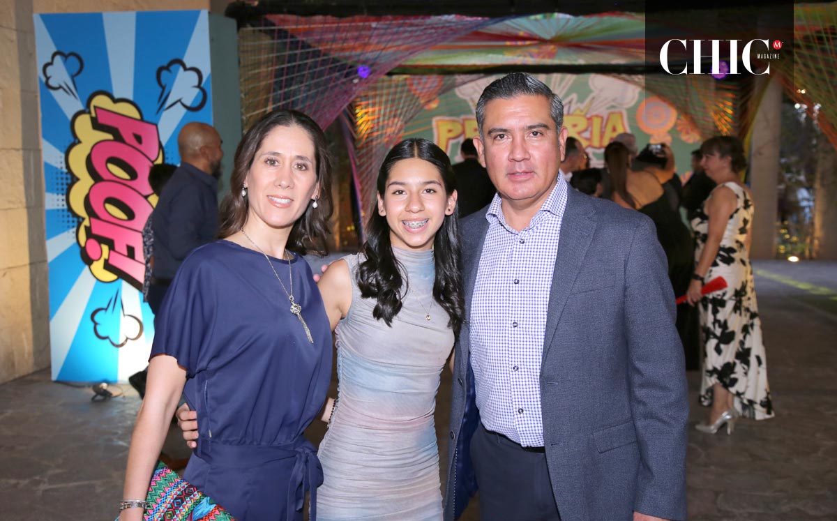 Mónica, Mónica y Raúl