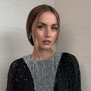 Ana de Armas estaría lista pera ser mamá, pero Tom Cruise no quiere nada formal  (Foto: IG)