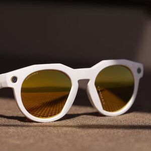 Conoce los detalles del wearable que redefine el entrenamiento al aire libre, las gafas Meta Oakley HSTS (Oakley)