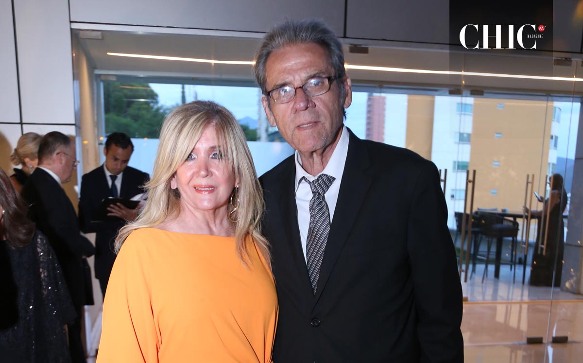 Lilian de la Garza de Piña y Gerardo Piña