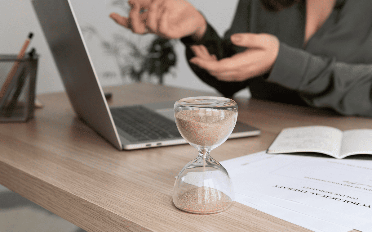 Jornada laboral de 40 horas: ¿cómo sería tu horario de trabajo en 2026 si se aprueba la reforma? (Foto: Freepik)