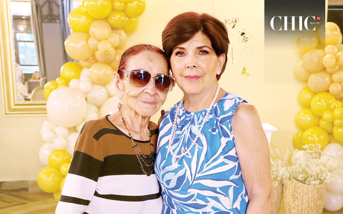 Ana María Montes y Violeta De La Mora posaron para nuestra lente