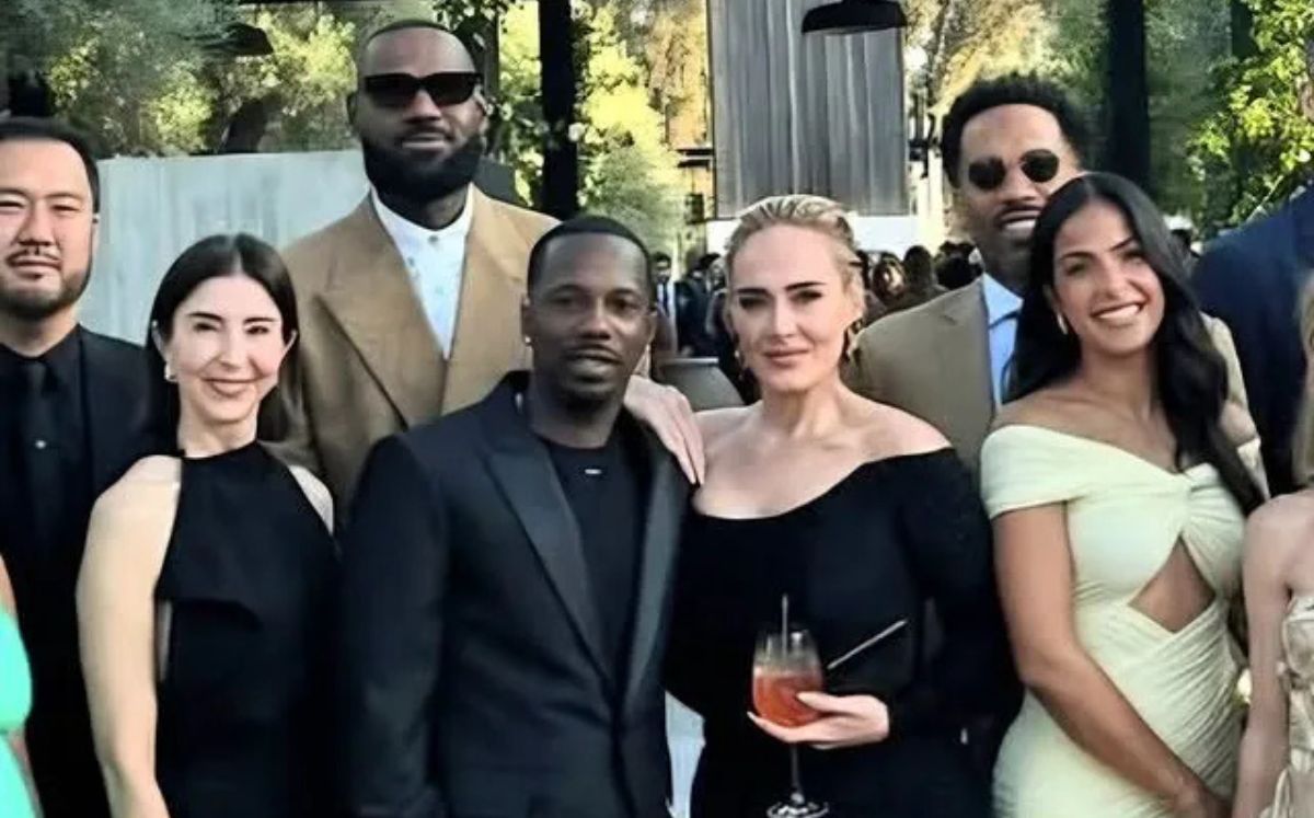 Adele reaparece con un look impactante (Instagram)